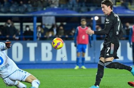 DUSAN VLAHOVIC SCORES TWICE IN JUVENTUS WIN OVER EMPOLI IN SERIE A