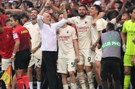 AC MILAN CROWNED SERIE A CHAMPIONS FOR THE FIRST TIME AFTER 11 YEARS