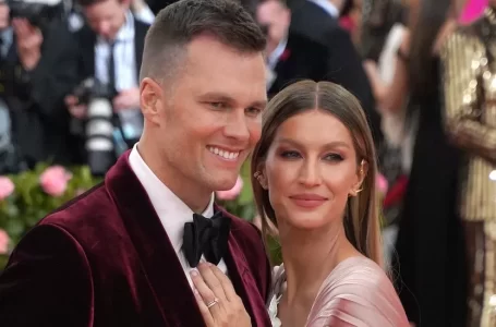 Gisele Bundchen and Tom Brady announce divorce
