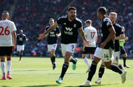 SOUTHAMPTON RELEGATE TO CHAMPIONSHIP AFTER 2-0 LOSS TO FULHAM