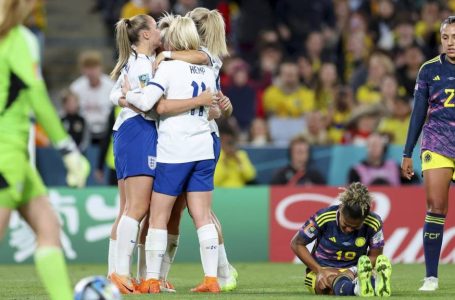 ENGLAND QUALIFY FOR SEMI-FINALS AGAINST AUSTRALIA WITH 2-1 VICTORY OVER COLOMBIA