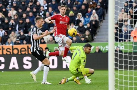 CHRIS WOOD NETS SUPERB HAT-TRICK AS FOREST BEAT NEWCASTLE 3-1 AWAY