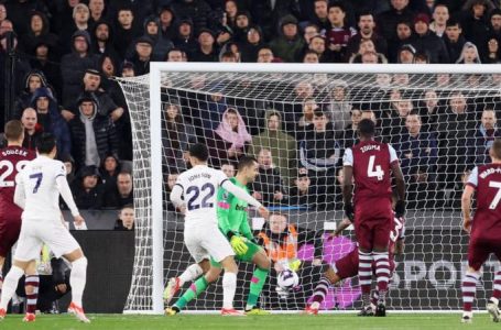 WEST HAM HOLD SPURS TO 1-1 DRAW @ HOME TO REMAIN SEVENTH ON THE TABLE